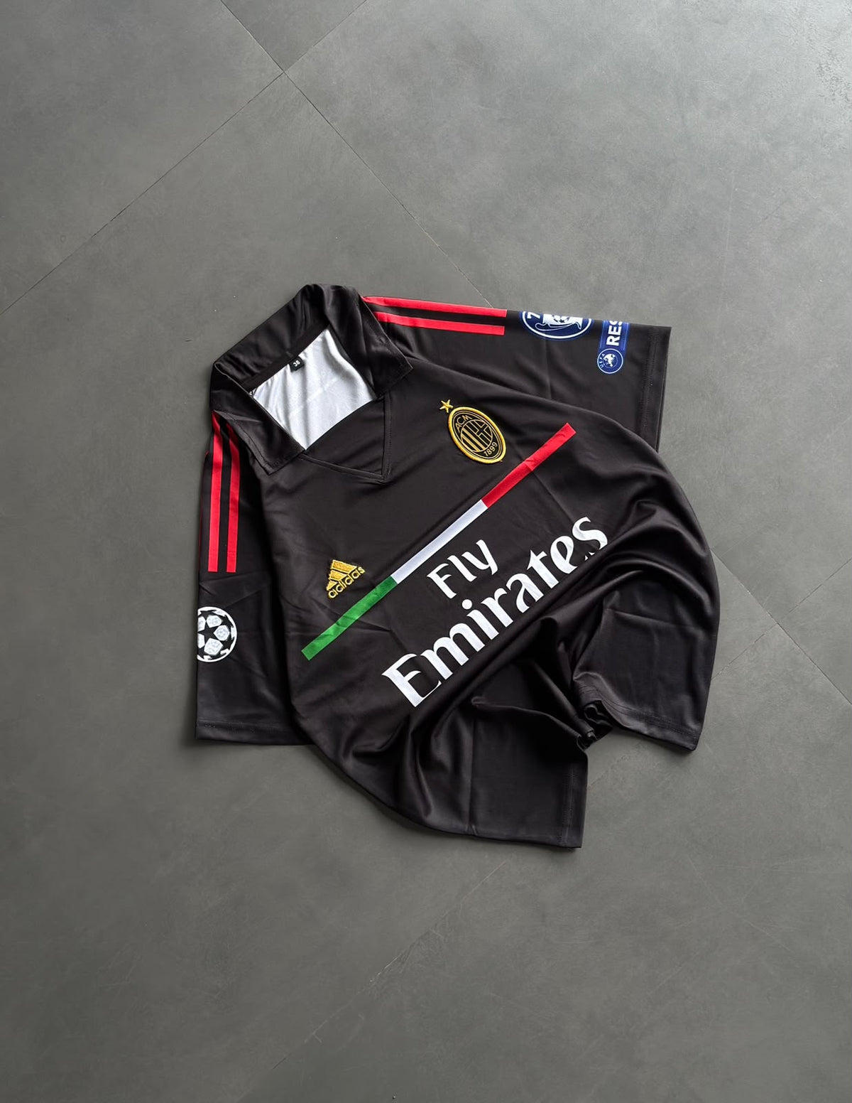 AC Milan Ibrahimović #11 Retro Football Jersey 2011/12 Away | Embroidery | Kit Culture