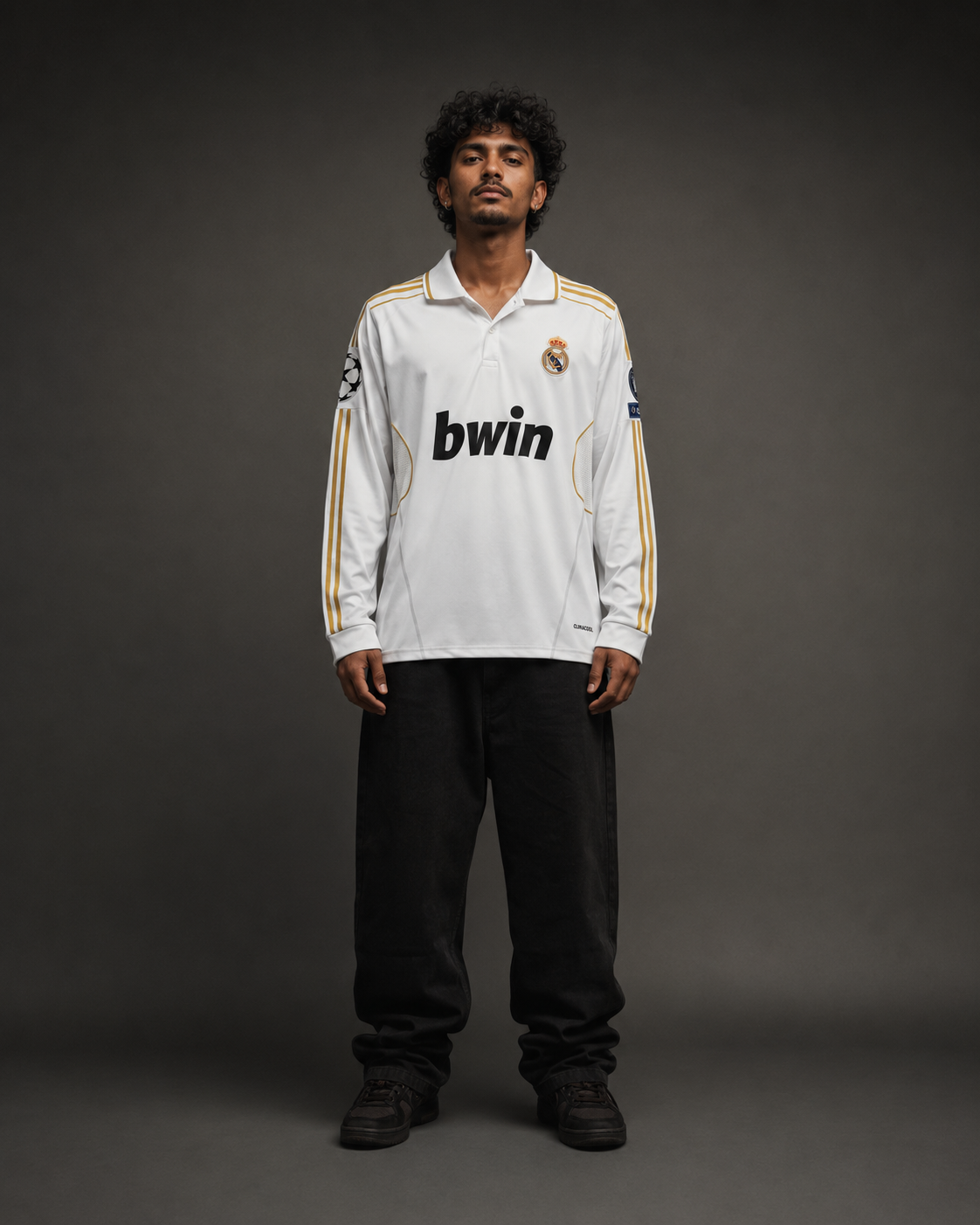 Real Madrid 2009/10 Home Long Sleeve Ronaldo #7 Jersey Real Madrid 2009/10 Home Long Sleeve Ronaldo #7 Jersey
