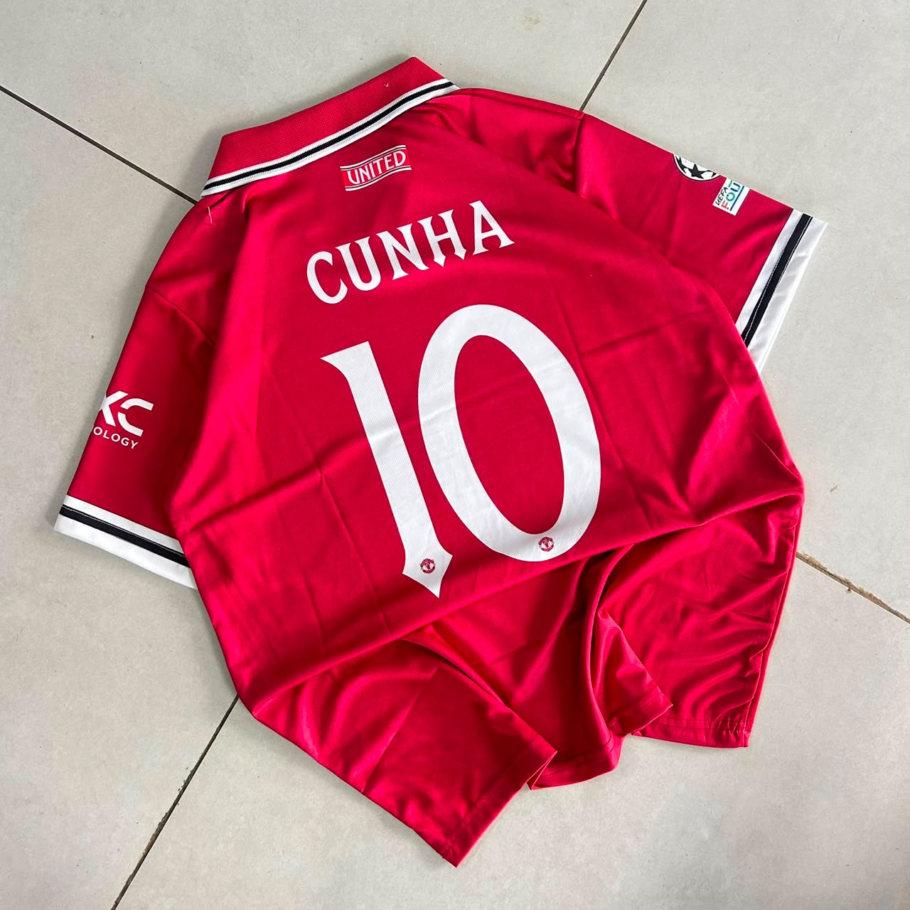 Manchester United Cunha #10 Home Jersey – 2025/26 Football Shirt - Sublimation Collar - Kit Culture