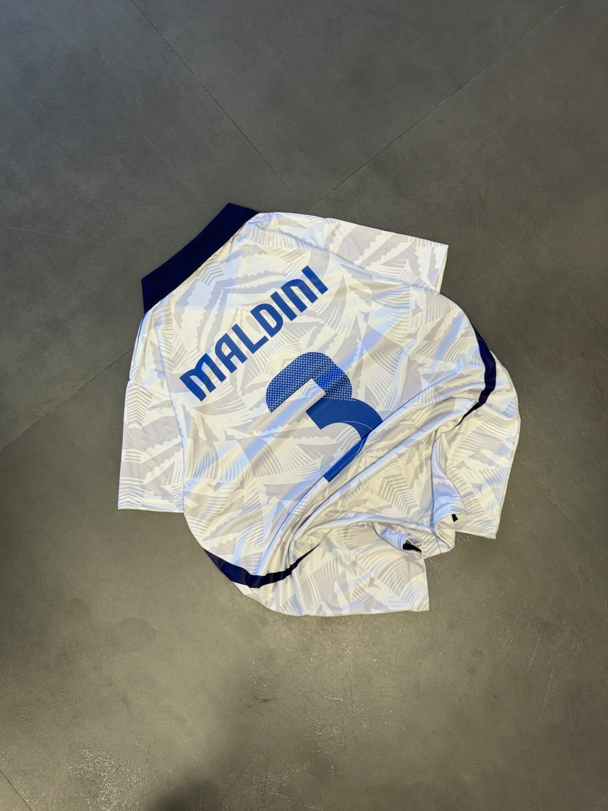 Italy Retro Jersey – Maldini #3 | Collar Football Shirt | Kit Culture