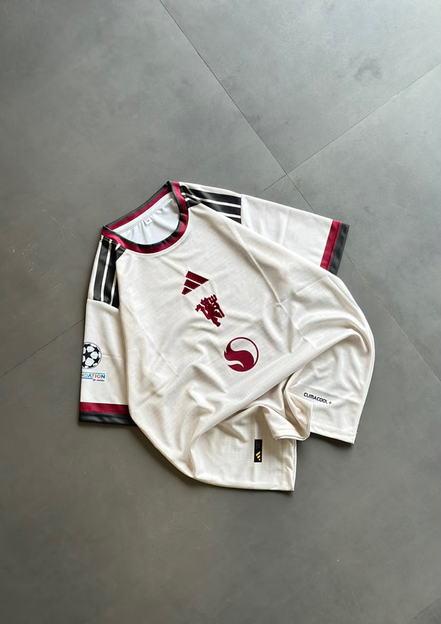 Manchester United #10 Cunha 2025/26 Home Jersey – Embroidery | Kit Culture