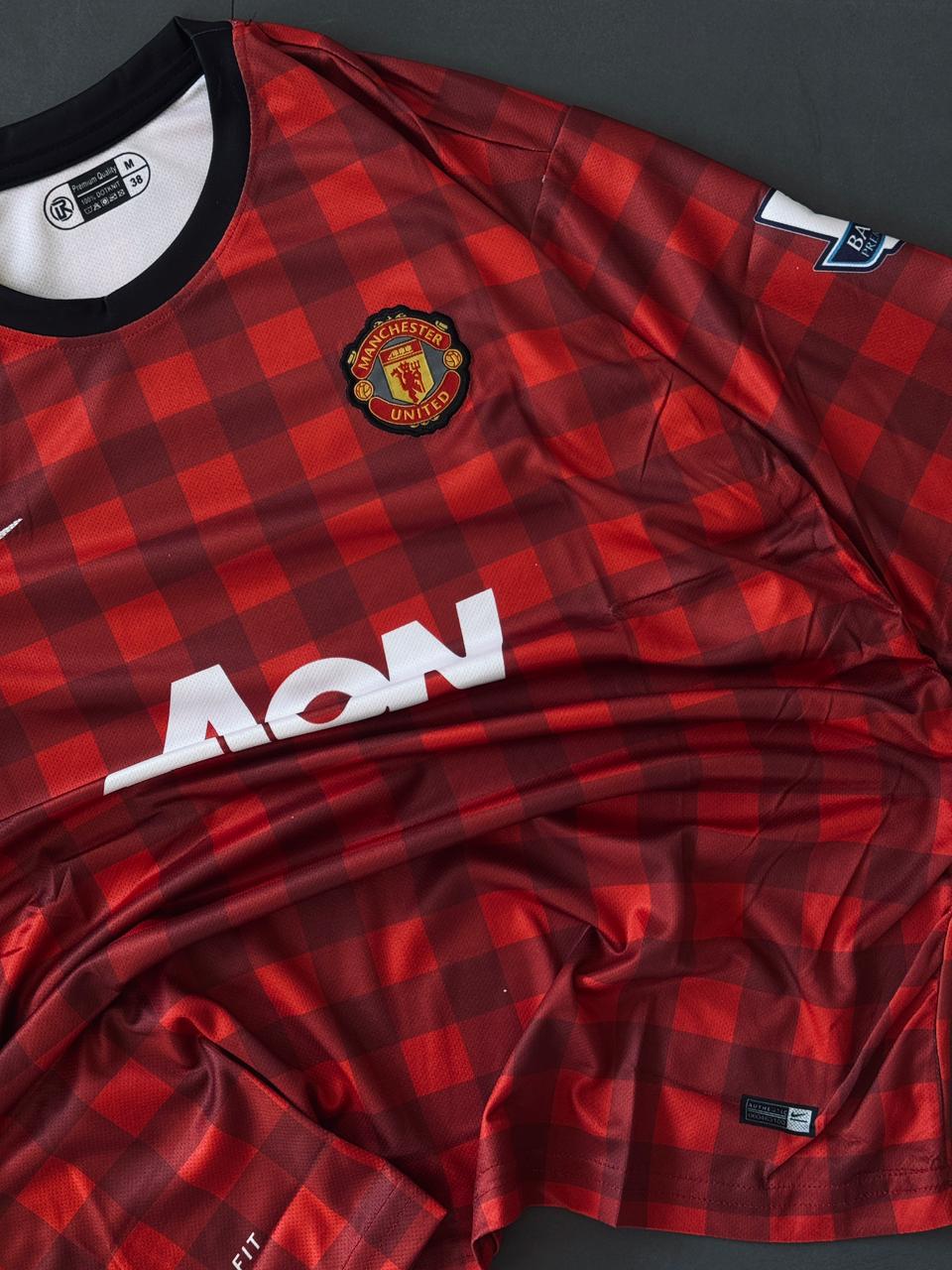 Manchester United 2012/13 Van Persie #20 Jersey – Classic Checkered Home Kit - Embroidery