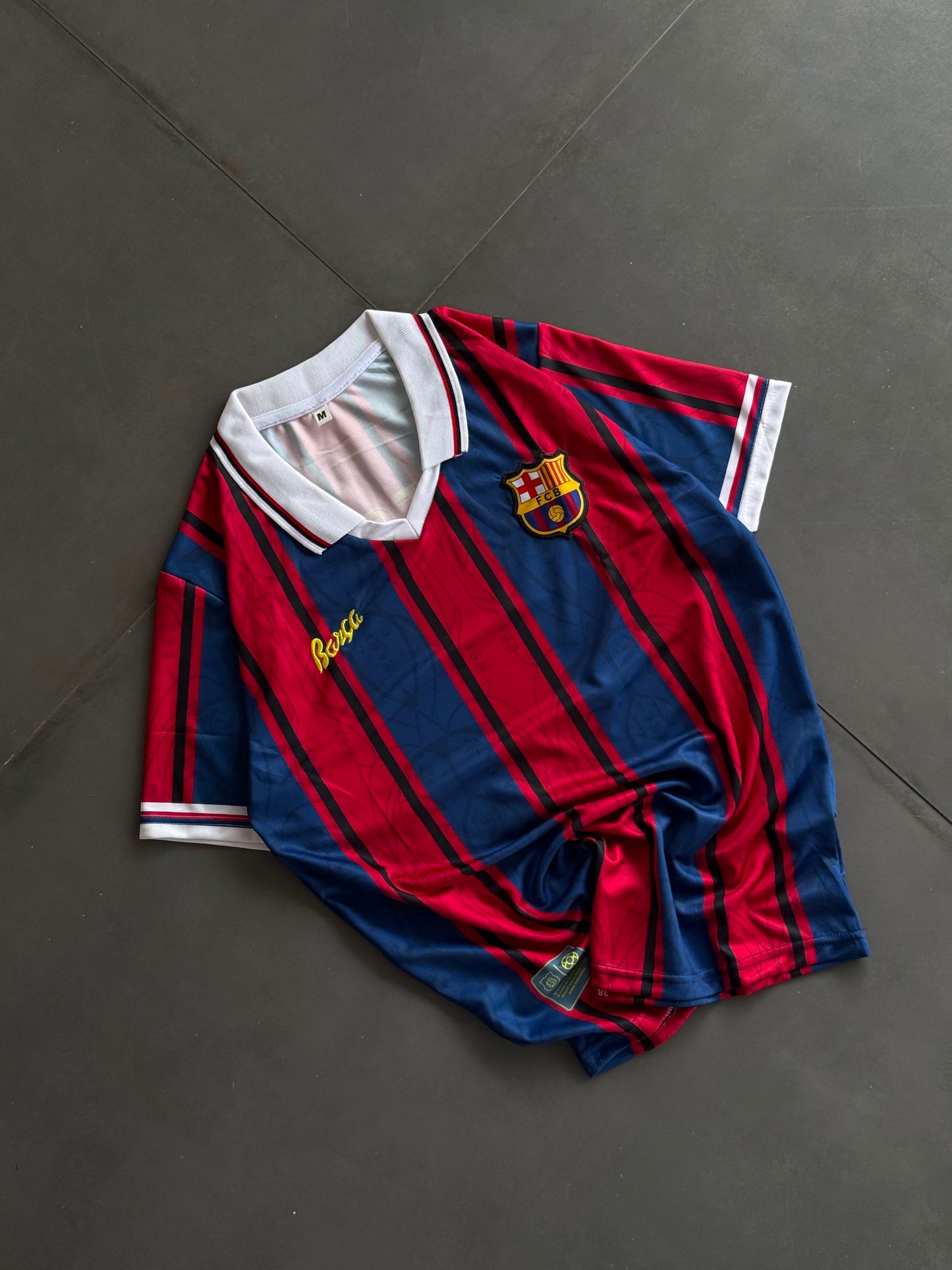 FC Barcelona 1997-98 Retro Home Jersey – Messi #10 | Embroidery Collar | Classic Blaugrana Vintage Football Jersey
