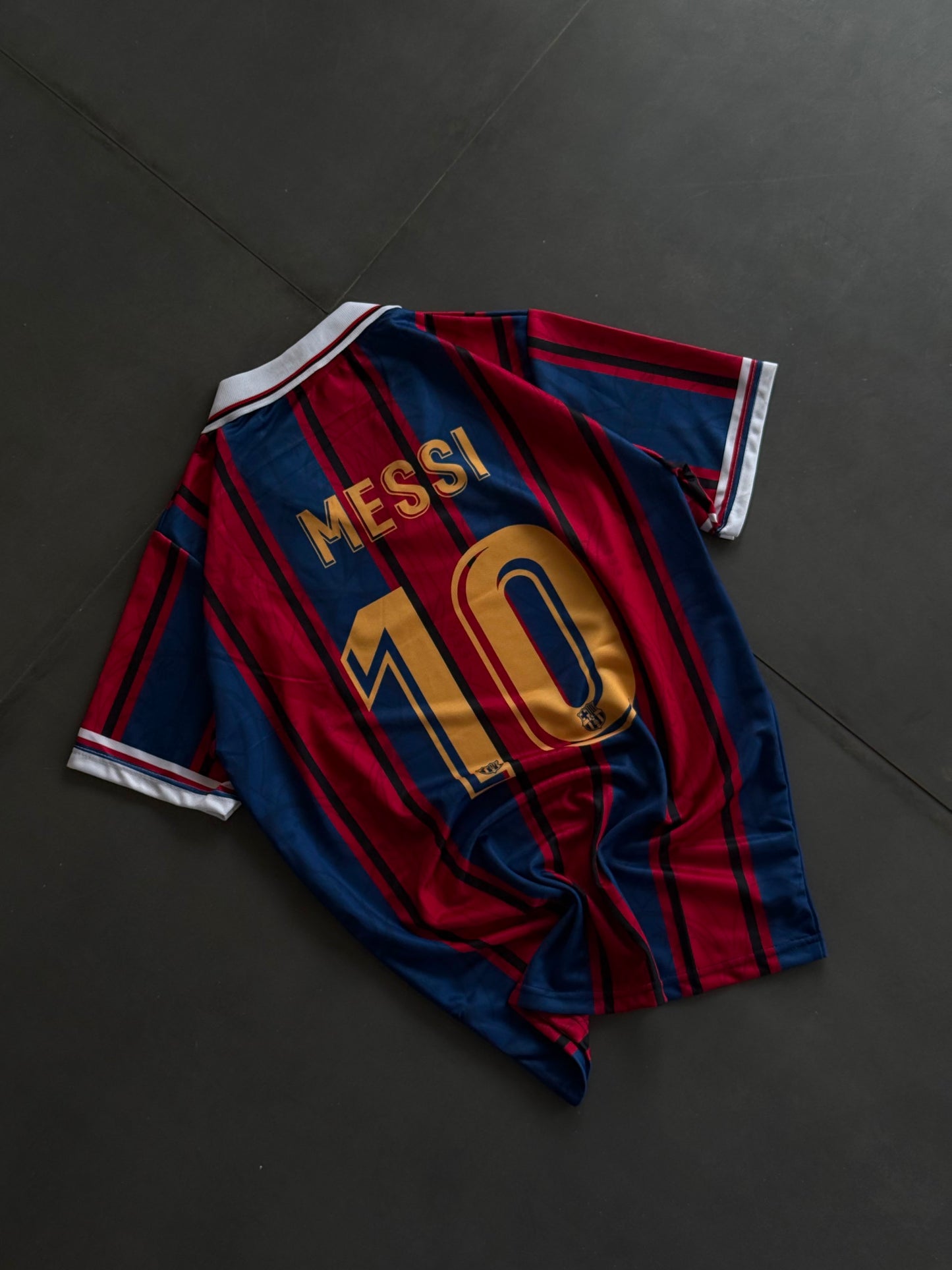 FC Barcelona 1997-98 Retro Home Jersey – Messi #10 | Embroidery Collar | Classic Blaugrana Vintage Football Jersey
